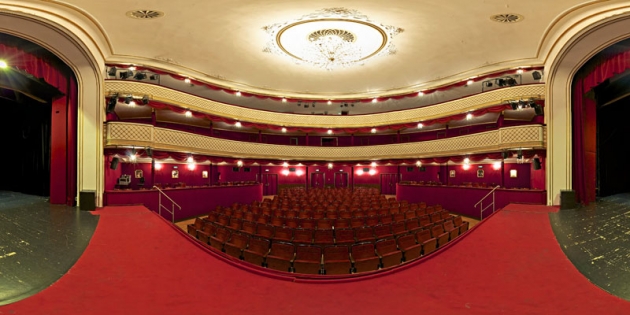 Stadttheater800.jpg